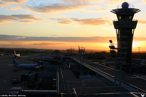 Aéroport · Tour de contrôle (2011)