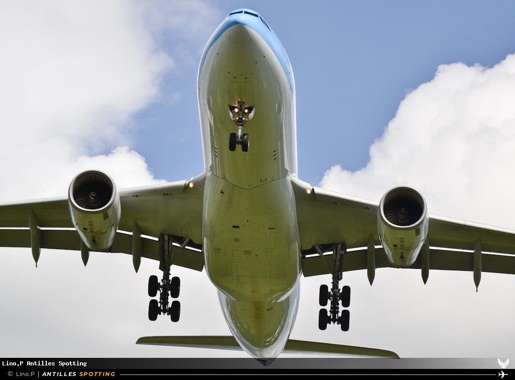F-HCAT · Airbus A330-200, Corsairfly, Pointe-à-Pitre – Maryse Condé