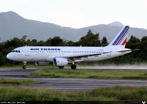 F-GKXQ · Airbus A320, Martinique – Aimé Césaire