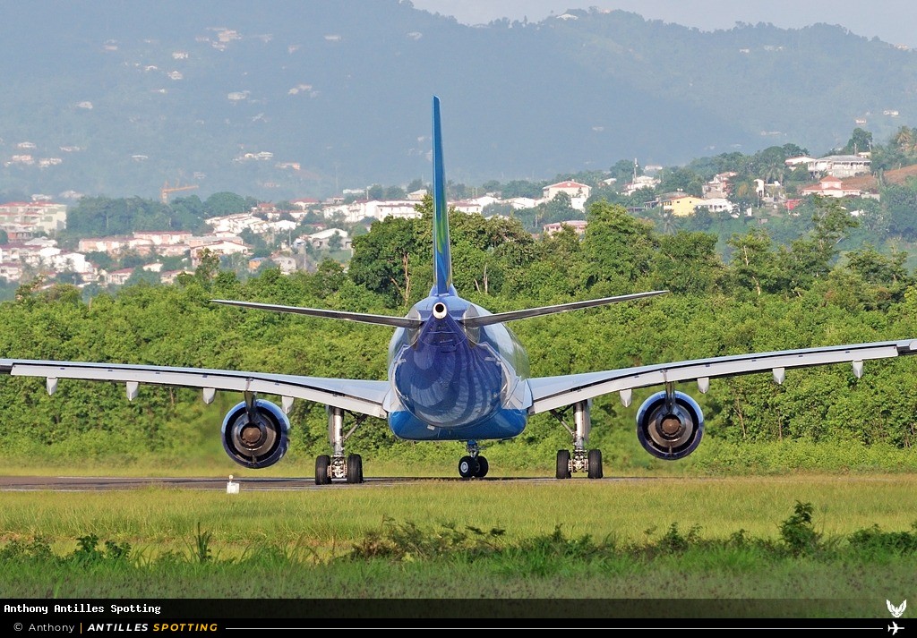 F-OONE · Airbus A330-300, Air Caraïbes, Martinique – Aimé Césaire