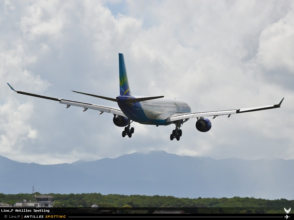 F-GOTO · Airbus A330-300, Air Caraïbes, Pointe-à-Pitre – Maryse Condé