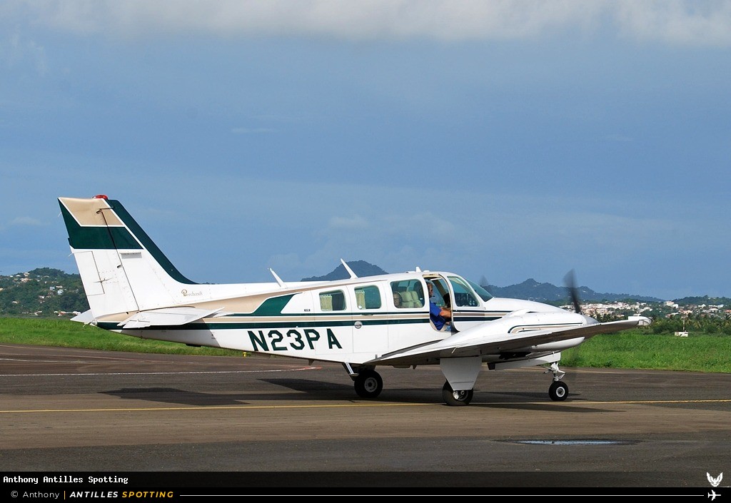 N23PA · Beechcraft Baron 58, Privé, Martinique – Aimé Césaire