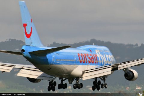 F-HLOV · Boeing 747-400, Martinique – Aimé Césaire