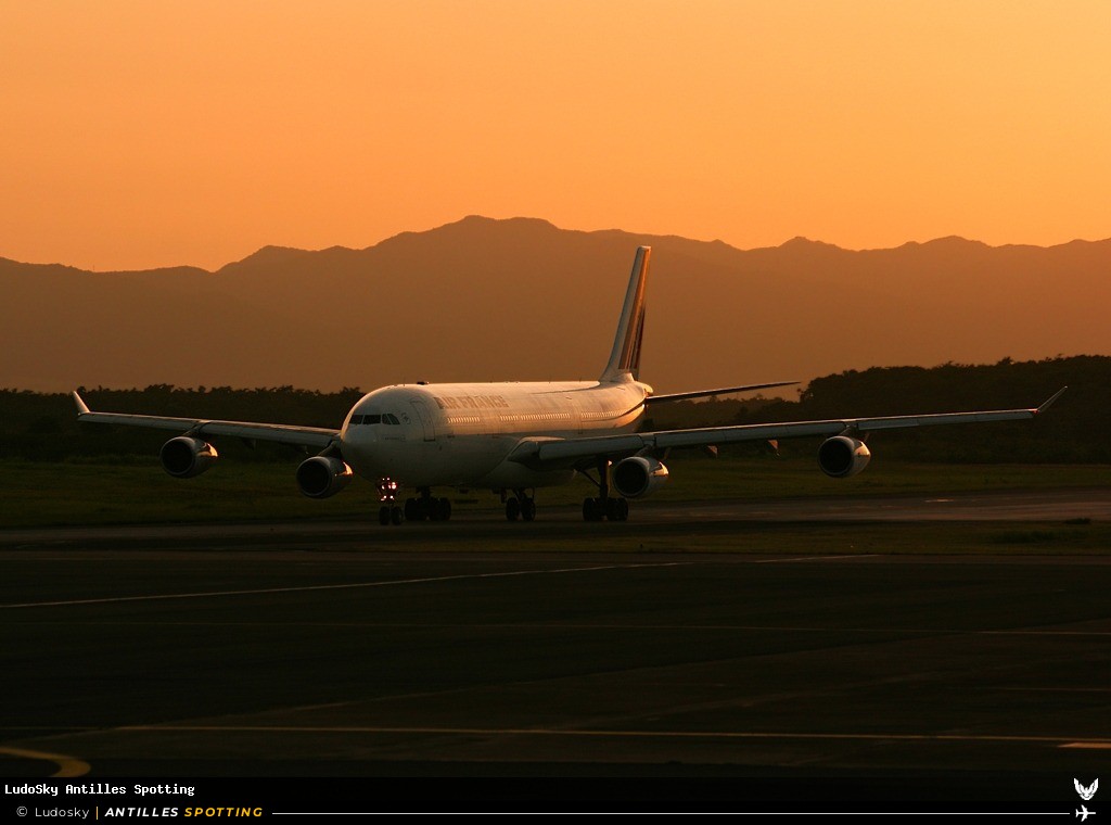 F-GLZM · Airbus A340-300, Air France, Pointe-à-Pitre – Maryse Condé