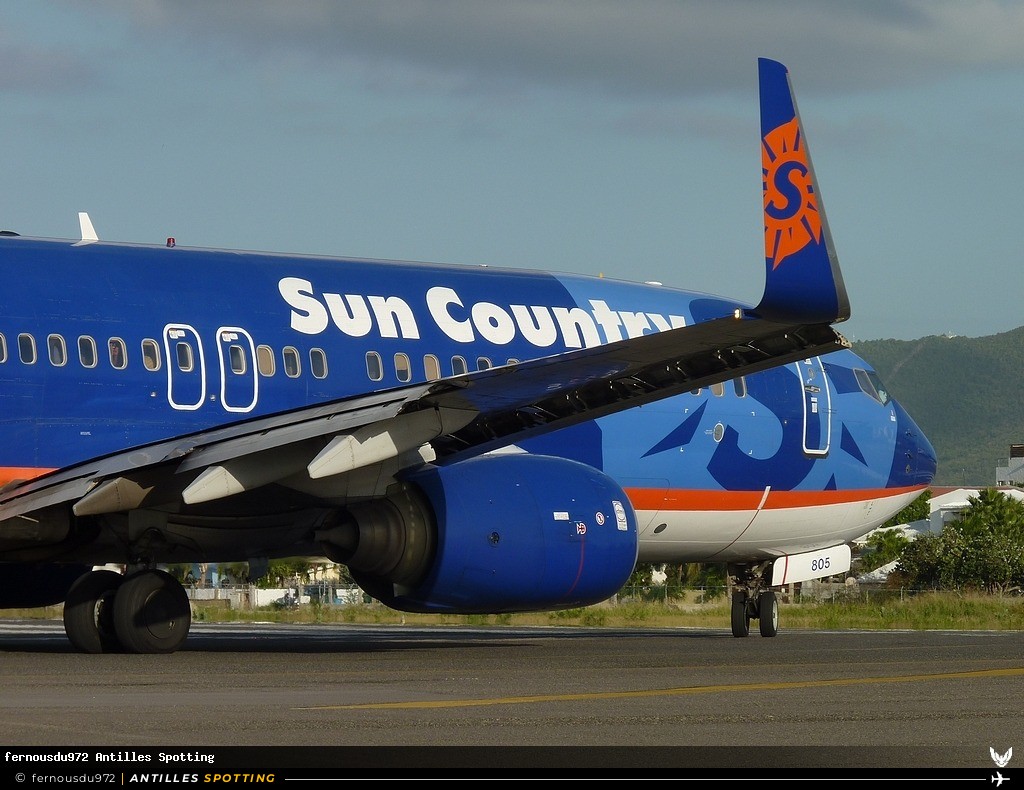 N805SY · Boeing 737-800, Sun Country Airlines, Sint Maarten – Princess Juliana