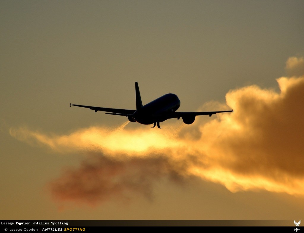 F-GKXQ · Airbus A320, Air France, Martinique – Aimé Césaire