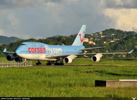 F-HLOV · Boeing 747-400 (2011)