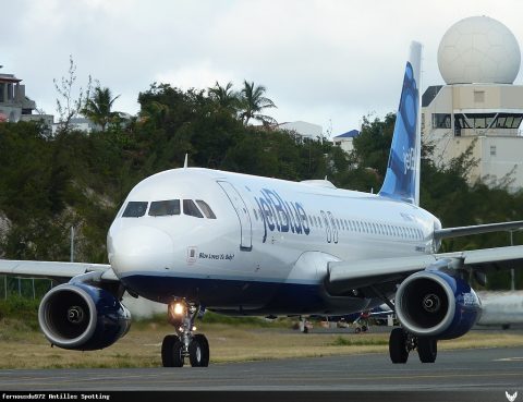 N644JB · Airbus A320 (2011)