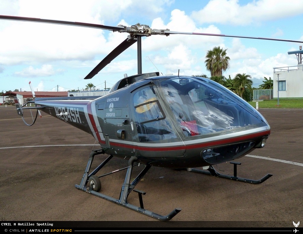 N284SH · ENSTROM 280FX, Privé, Martinique – Aimé Césaire