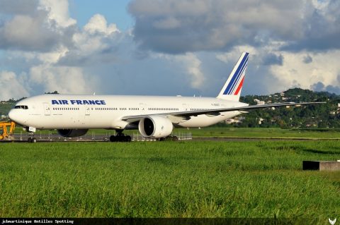 F-GSQT · Boeing 777-300ER, Martinique – Aimé Césaire