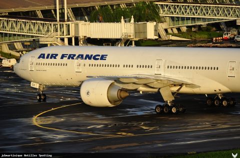F-GSQX · Boeing 777-300ER, Martinique – Aimé Césaire