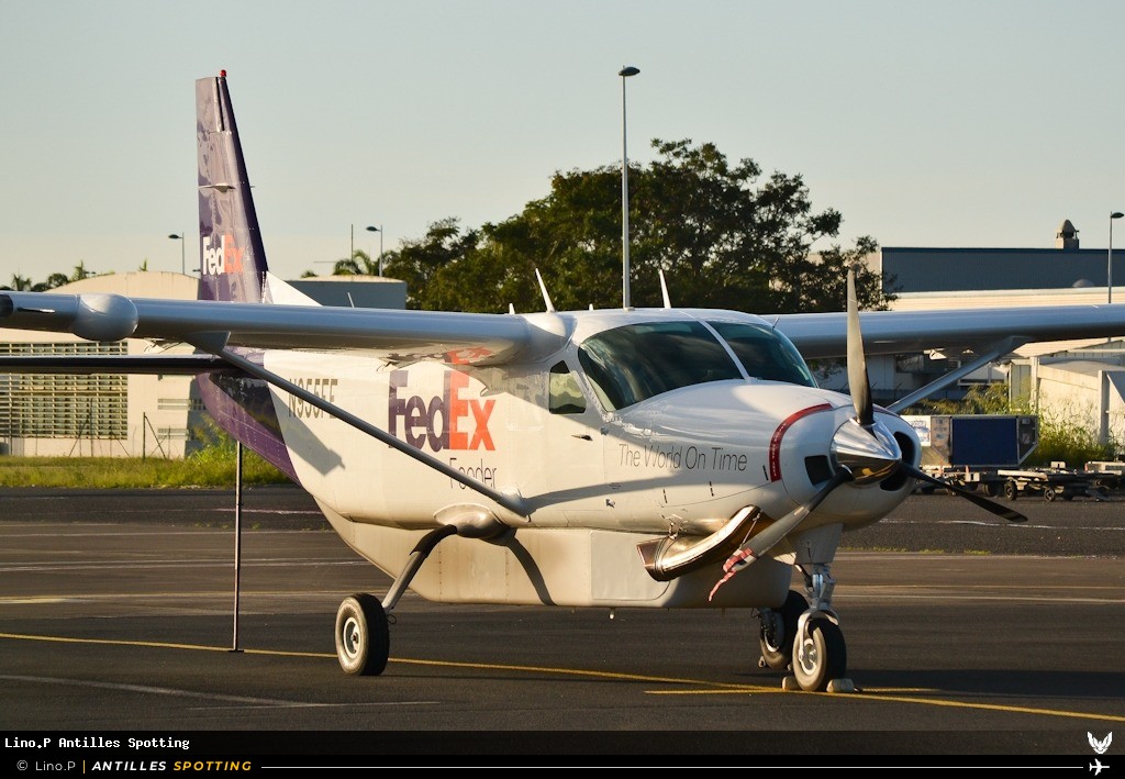 N955FE · Cessna 208 Caravan, FedEx, Pointe-à-Pitre – Maryse Condé