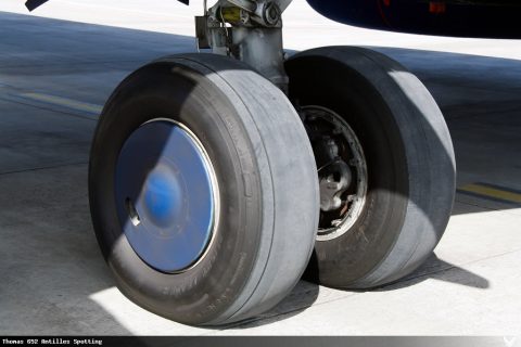 N734MA · Boeing 737-800 (2011)