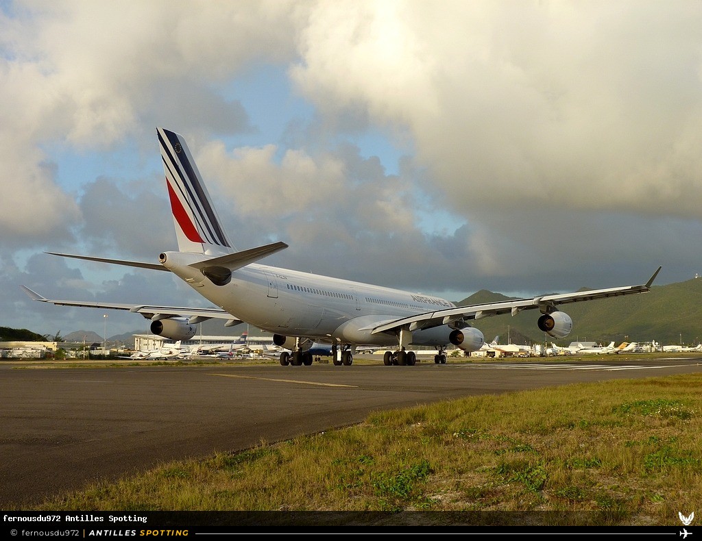 F-GLZN · Airbus A340-300, Air France, Sint Maarten – Princess Juliana