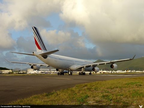 F-GLZN · Airbus A340-300 (2011)