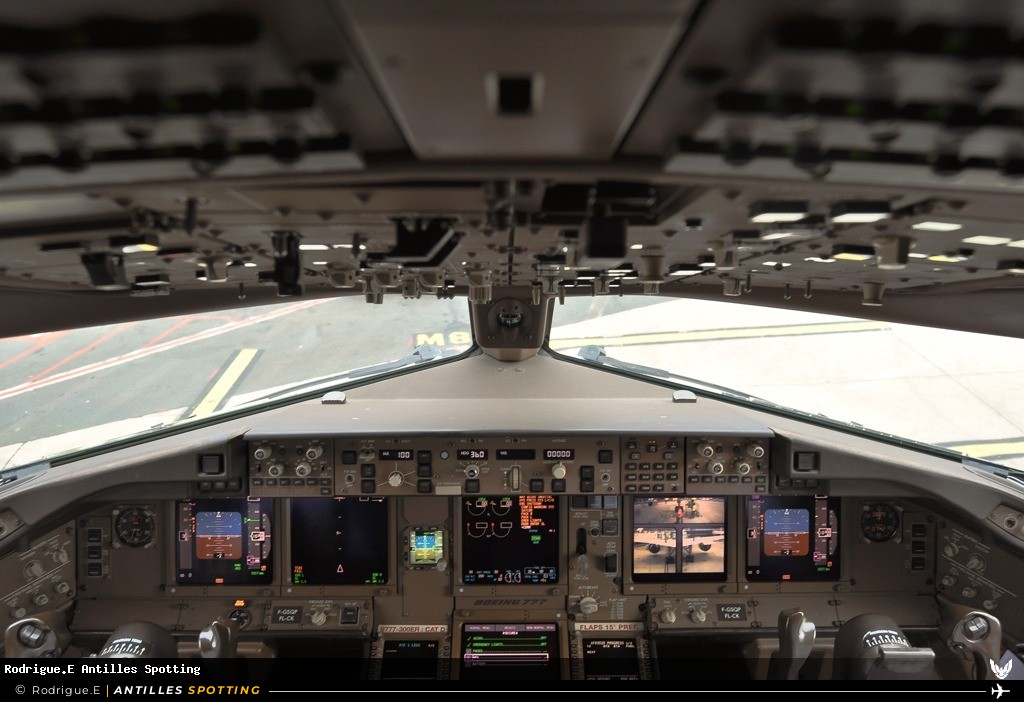 F-GSQP · Boeing 777-300ER, Air France, Paris-Orly