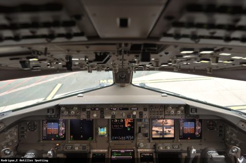F-GSQP · Boeing 777-300ER, Paris-Orly