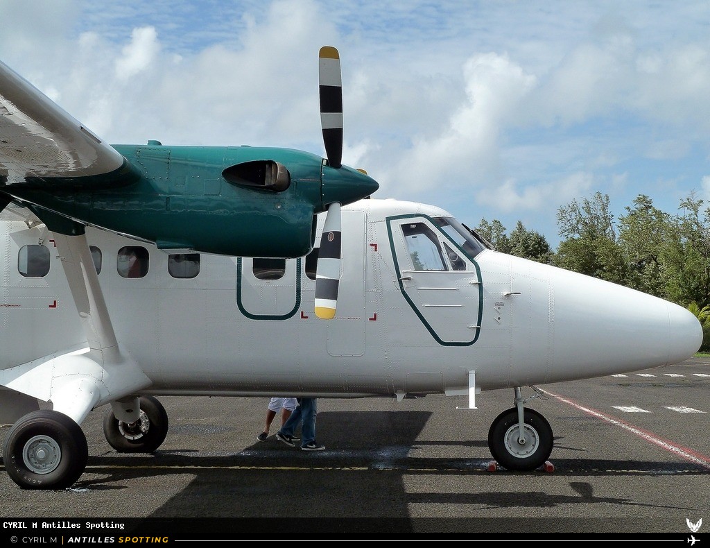 J8-MUS · De Havilland Canada DHC-6 Twin Otter, SVG Air, Martinique – Aimé Césaire