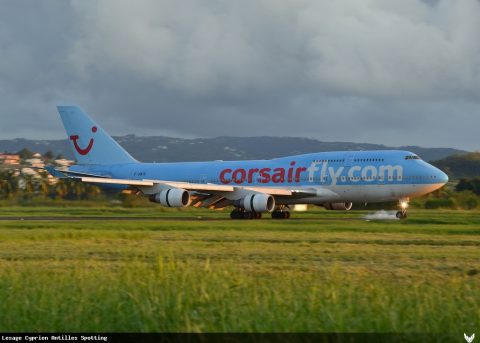 F-HKIS · Boeing 747-400, Martinique – Aimé Césaire