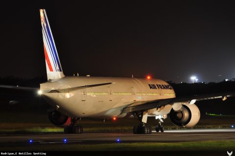 F-GSQO · Boeing 777-300ER, Pointe-à-Pitre – Maryse Condé
