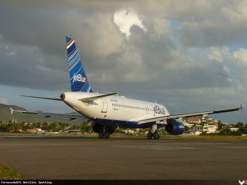 N653JB · Airbus A320 (2011)