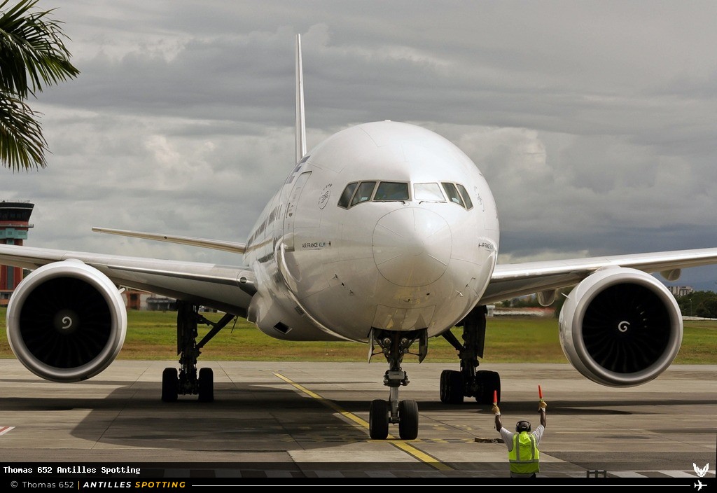 F-GSQR · Boeing 777-300ER, Air France, Pointe-à-Pitre – Maryse Condé