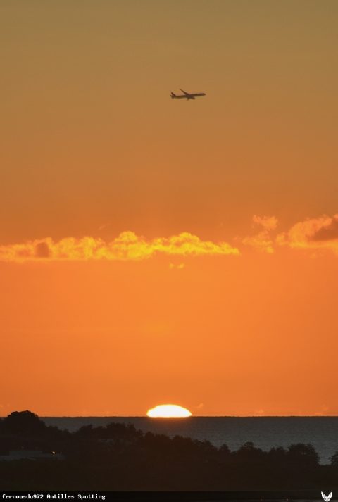 F-GSQR · Boeing 777-300ER, Martinique – Aimé Césaire
