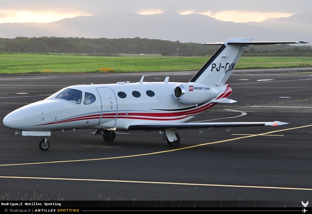 PJ-DOM · Cessna Citation Mustang, Jet Budget, Pointe-à-Pitre – Maryse Condé