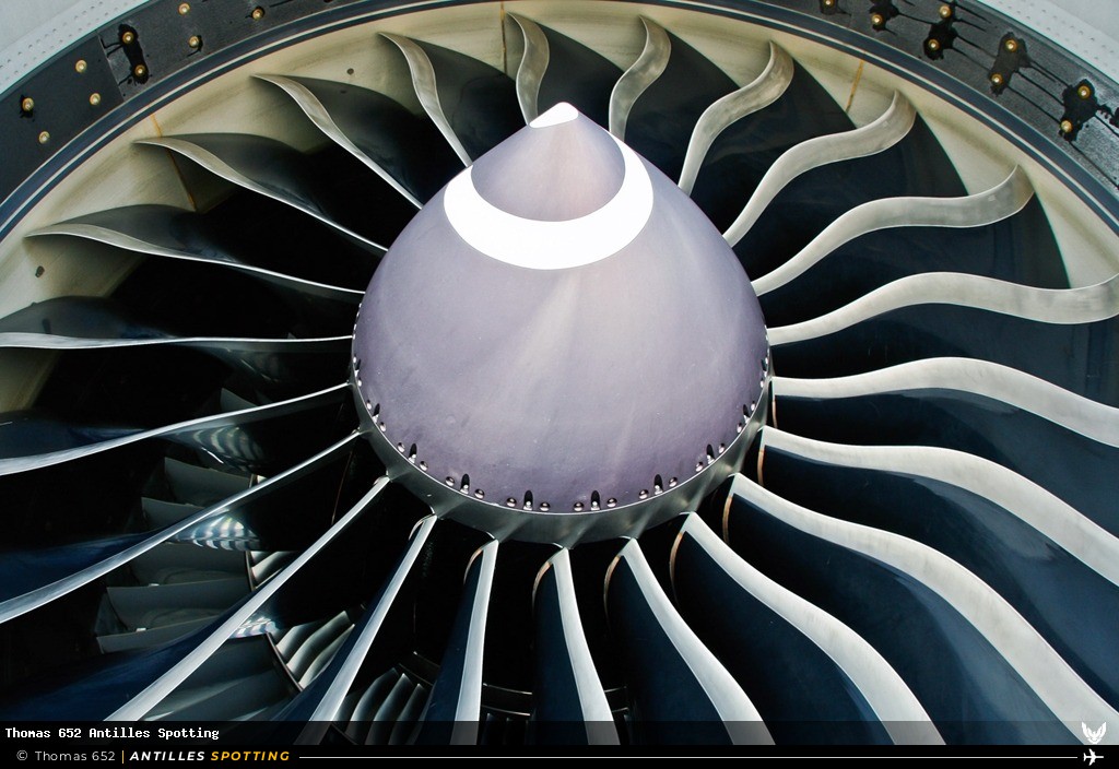 F-GSQX · Boeing 777-300ER, Air France, Pointe-à-Pitre – Maryse Condé