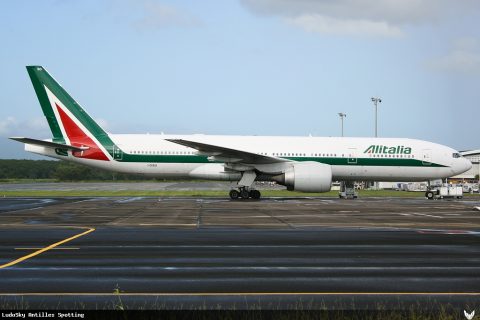 I-DISO · Boeing 777-200, Pointe-à-Pitre – Maryse Condé