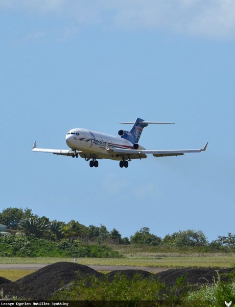 N199AJ · Boeing 727-200 (2011)