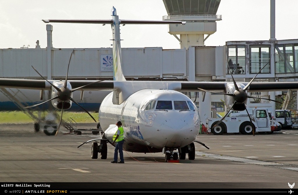 F-OIJK · ATR 72-500, Air Caraïbes, Martinique – Aimé Césaire