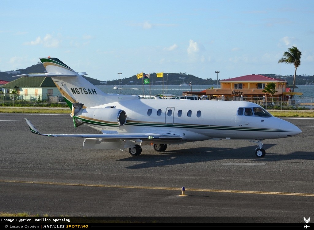 N676AH · Hawker 800 / 900XP, Privé, Sint Maarten – Princess Juliana