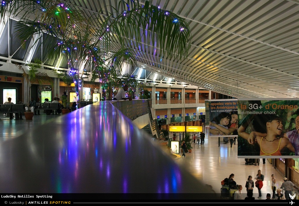 Aéroport · Terminal, TFFF - Martinique – Aimé Césaire, Martinique – Aimé Césaire