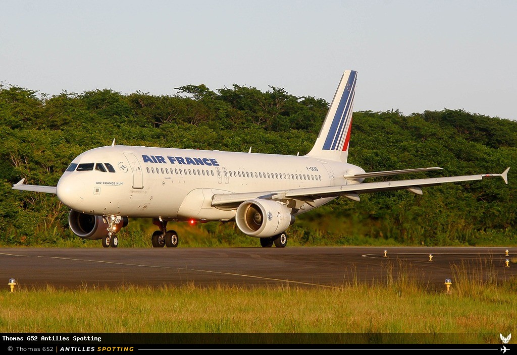 F-GKXQ · Airbus A320, Air France, Pointe-à-Pitre – Maryse Condé