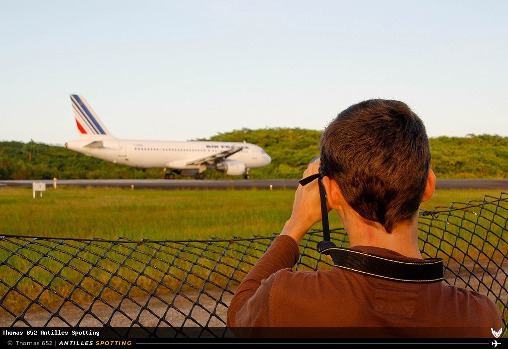 Aéroport · Autres, TFFR - Pointe-à-Pitre – Maryse Condé, Pointe-à-Pitre – Maryse Condé