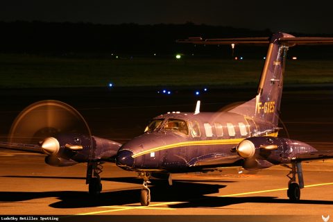 F-GXES · Piper PA42-680 Cheyenne III (2012)