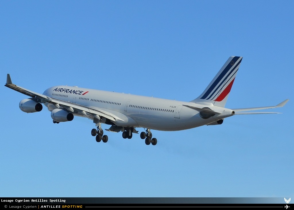 F-GLZN · Airbus A340-300, Air France, Sint Maarten – Princess Juliana