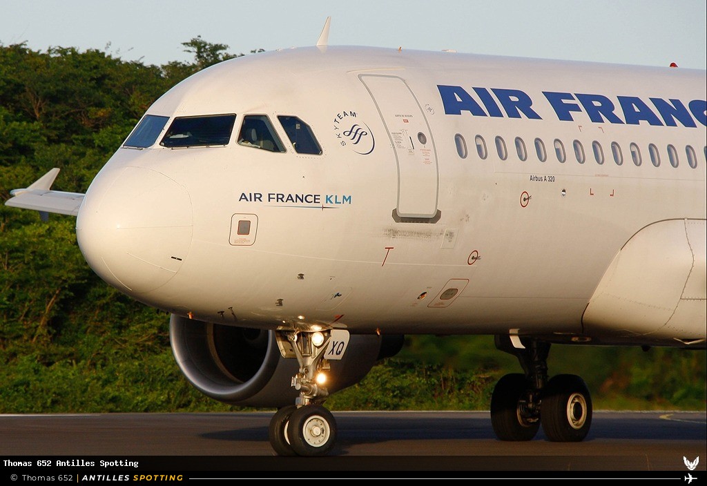 F-GKXQ · Airbus A320, Air France, Pointe-à-Pitre – Maryse Condé