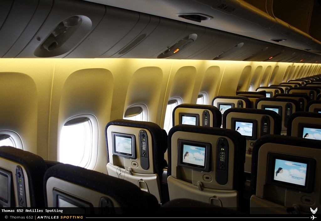 F-GSQS · Boeing 777-300ER, Air France, Paris-Orly