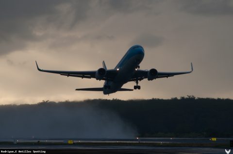 I-NDMJ · Boeing 767-300, Pointe-à-Pitre – Maryse Condé