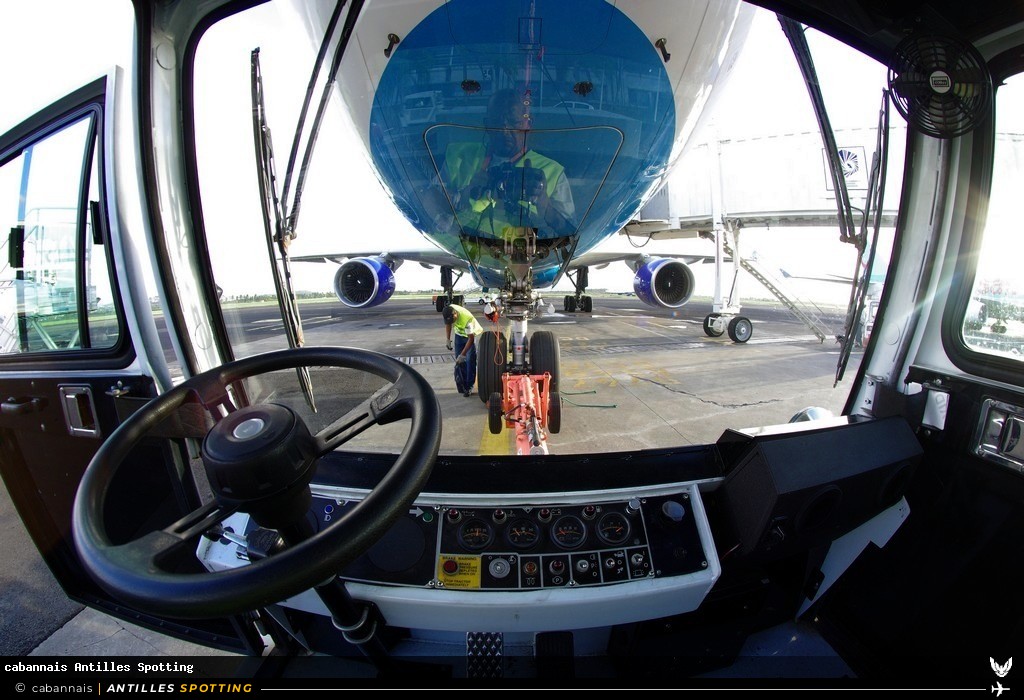 F-ORLY · Airbus A330-300, Air Caraïbes, Martinique – Aimé Césaire