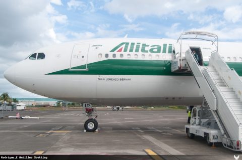 EI-DIP · Airbus A330-200 (2012)