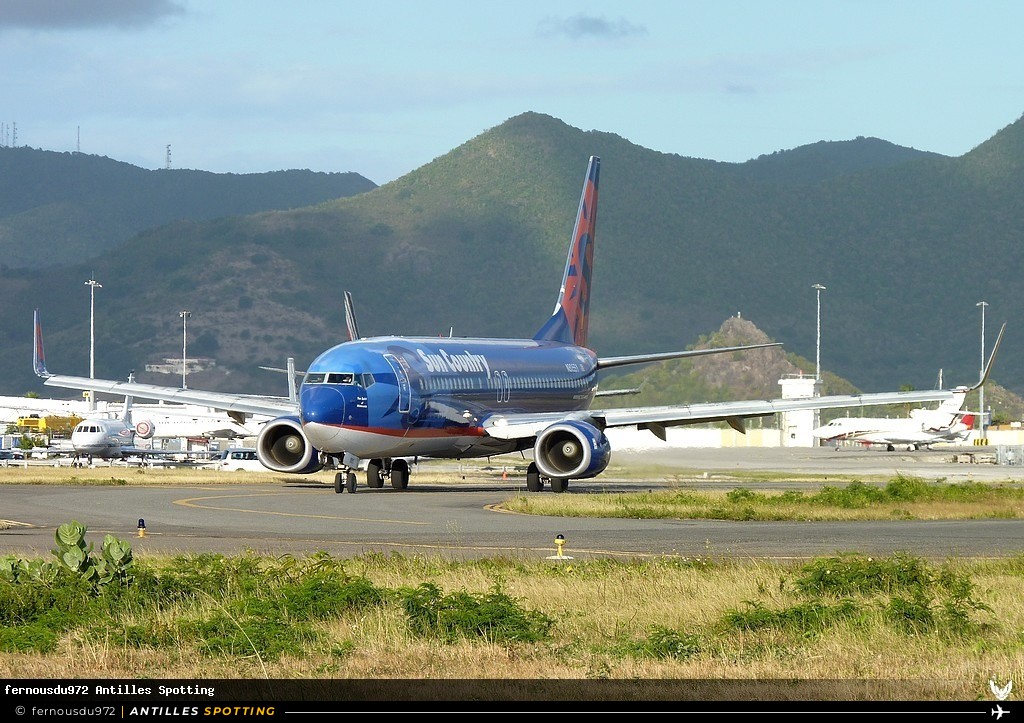 N805SY · Boeing 737-800, Sun Country Airlines, Sint Maarten – Princess Juliana