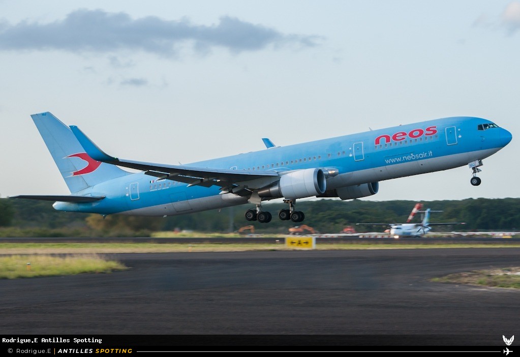 I-NDMJ · Boeing 767-300, Neos, Pointe-à-Pitre – Maryse Condé