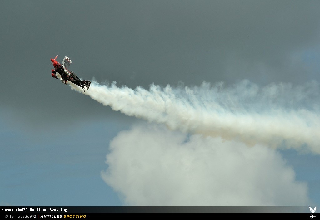 N540SS · Pitts S-2S Special, Privé, Martinique – Aimé Césaire