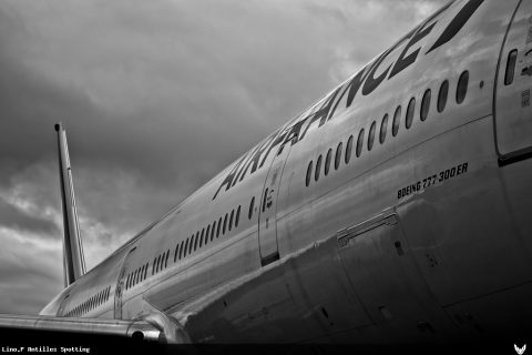 F-GZNF · Boeing 777-300ER, Pointe-à-Pitre – Maryse Condé