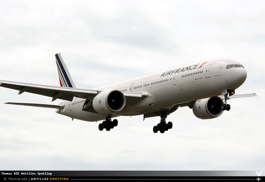 F-GZNF · Boeing 777-300ER, Air France, Pointe-à-Pitre – Maryse Condé