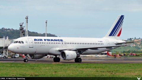 F-GKXC · Airbus A320, Martinique – Aimé Césaire