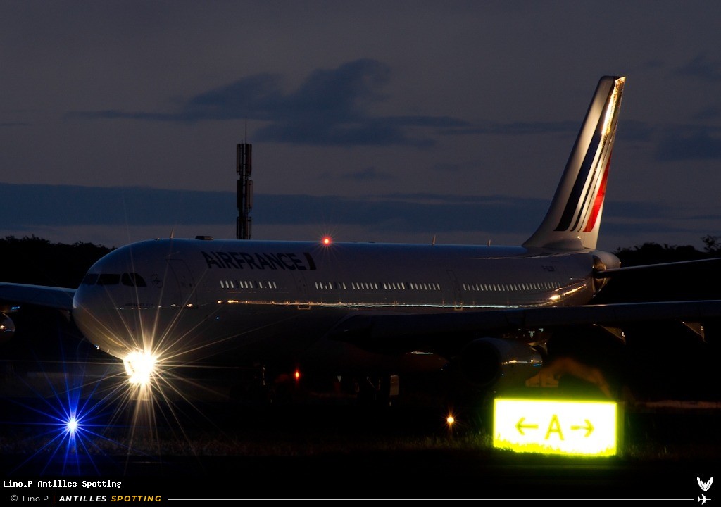F-GLZR · Airbus A340-300, Air France, Pointe-à-Pitre – Maryse Condé